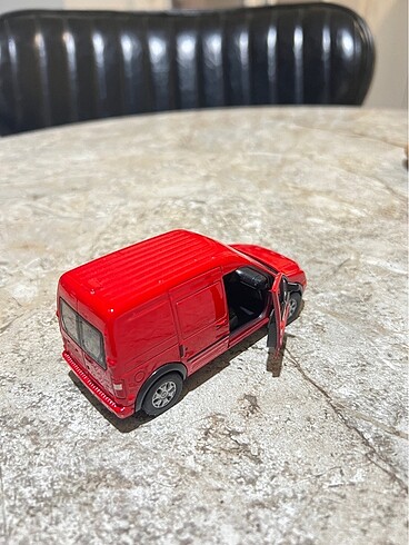  Sıfır Ford Lisanslı Metal Transit