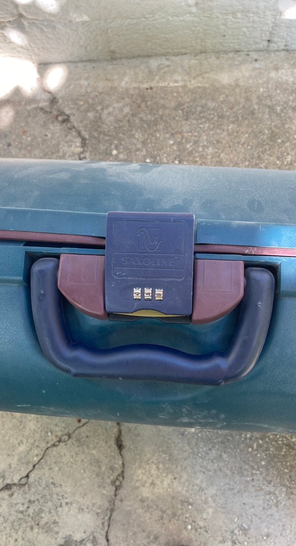 Koyu yeşil büyük boy valiz - Görsel 4