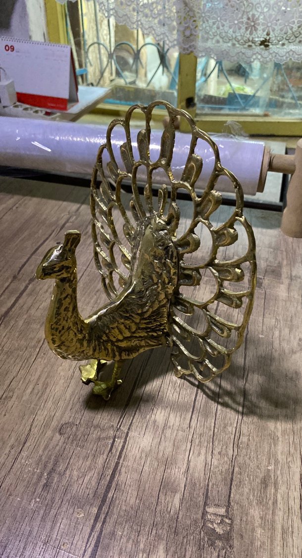 Parlak Altın Renkli Tavus Kuşu Biblo - Görsel 3