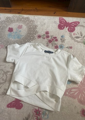 Standart Beden Beden Düğmeli Kız Çocuk Beyaz Kısa Kollu Tişört