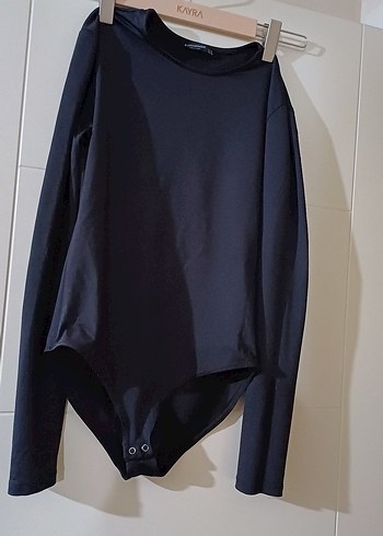 Stradivarius Siyah Bisiklet Yakalı Uzun Kollu Kadın Bluz