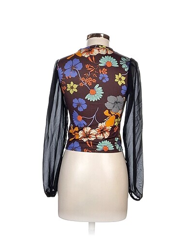 m Beden Vintage Love Bluz %70 İndirimli.