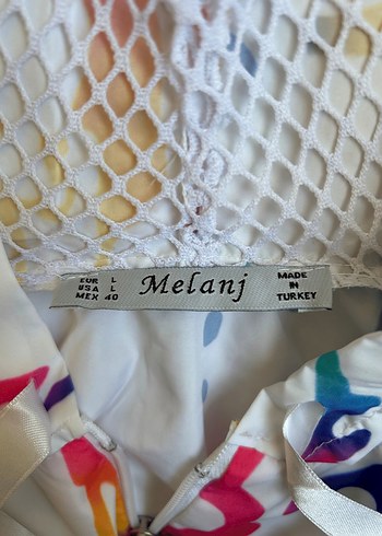 Renkli Kapüşonlu Kadın Rüzgarlık - Görsel 8