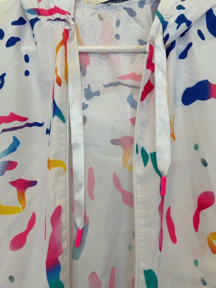 Renkli Kapüşonlu Kadın Rüzgarlık - Görsel 5