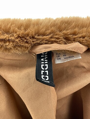 xs Beden çeşitli Renk H&M Kaban %70 İndirimli.