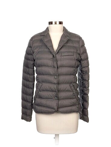 Mango Mont %70 İndirimli.
