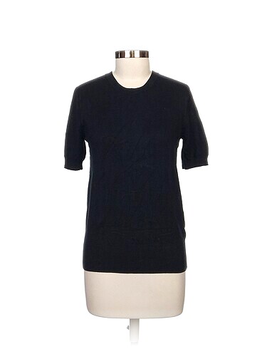 Zara Bluz %70 İndirimli.