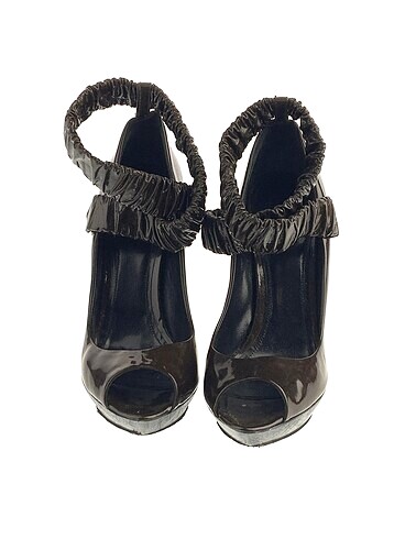 39 Beden Burberry Platform %70 İndirimli.