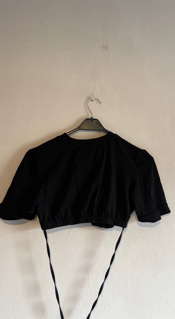 Siyah Kemerli Halter Yaka Bluz - Görsel 4