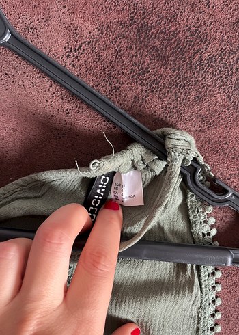 Halter Yaka Haki Yeşil Bluz - Görsel 3