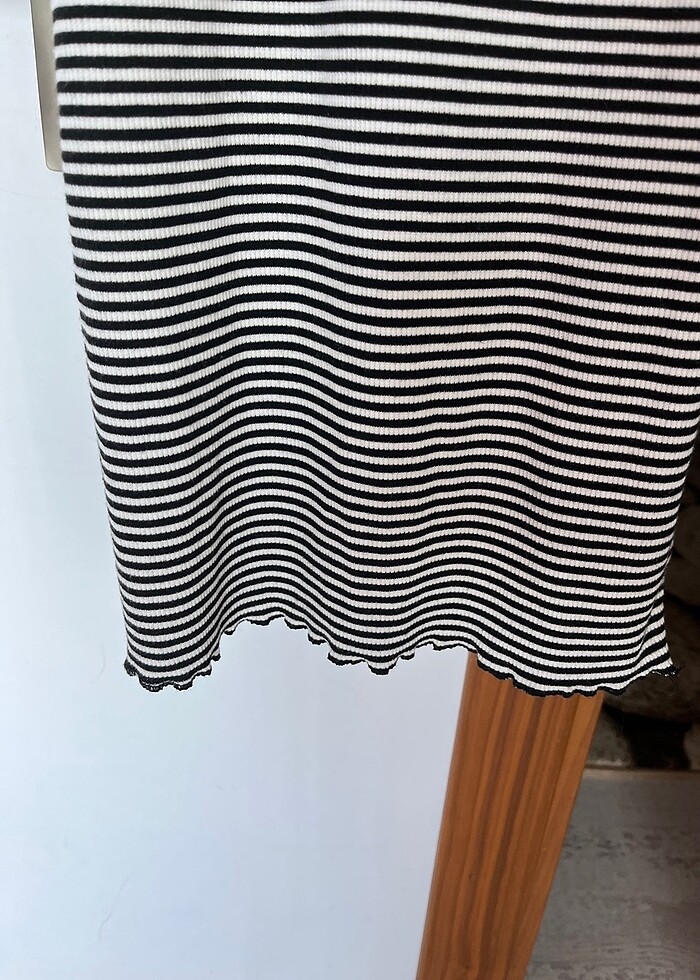 Çizgili Elbise - Görsel 2