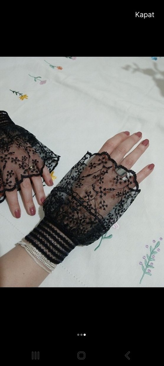 Dantel Detaylı Gotik Kadın Eldiveni - Görsel 2