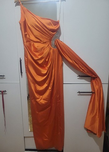 Turuncu Drapeli Uzun Straplez Abiye - Görsel 4