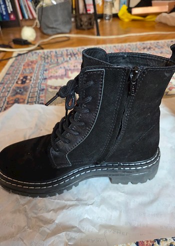 Siyah Süet Punk Tarzı Kadın Bot - Görsel 2