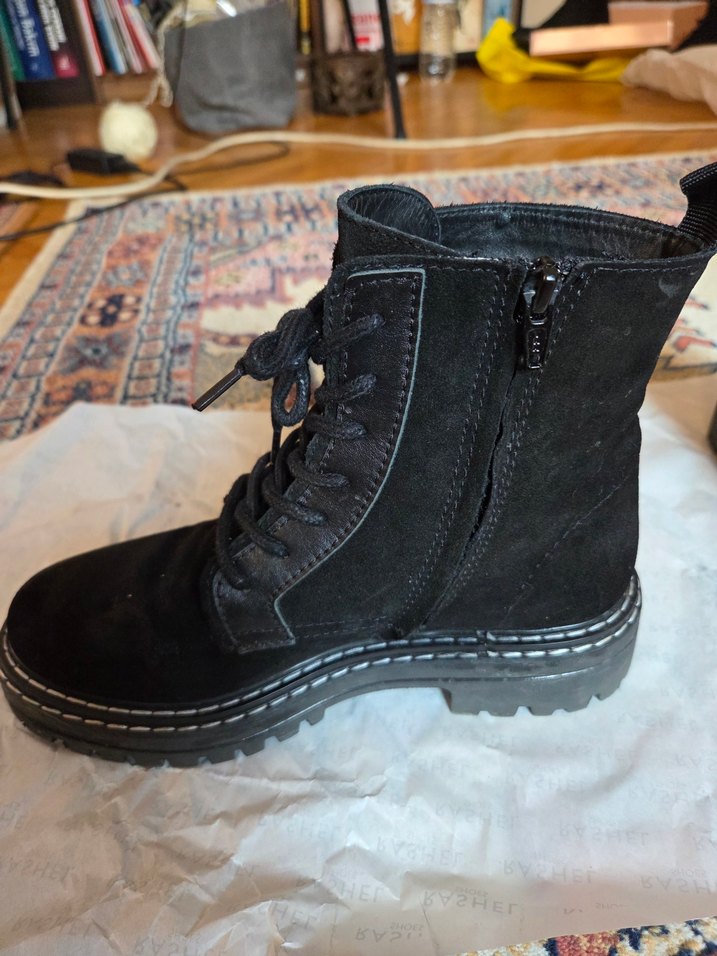 Siyah Süet Punk Tarzı Kadın Bot - Görsel 2