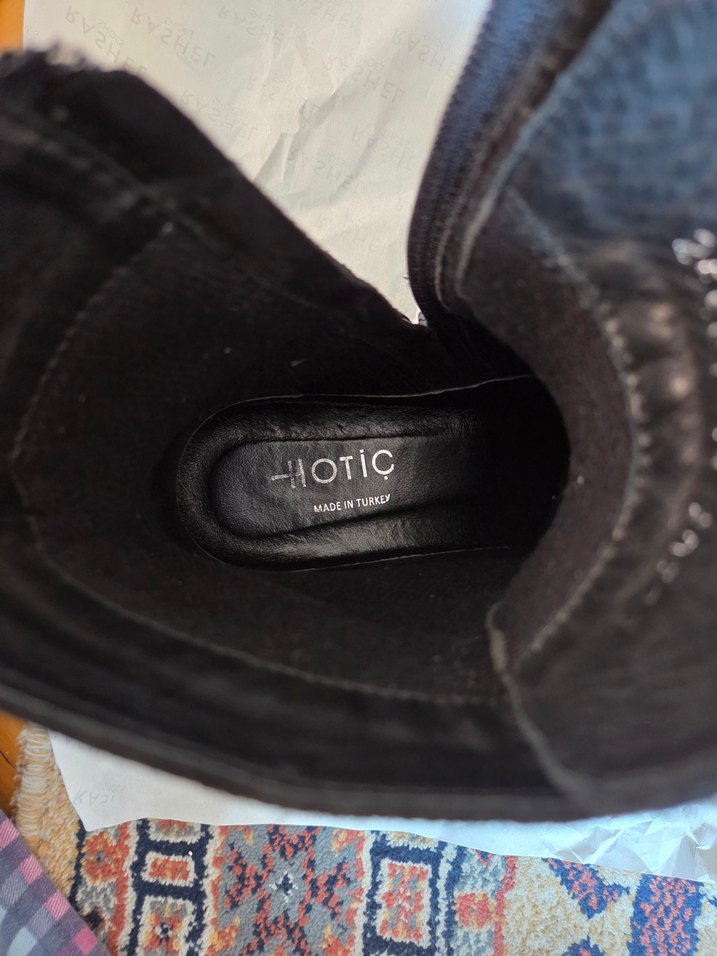 Siyah Süet Punk Tarzı Kadın Bot - Görsel 4