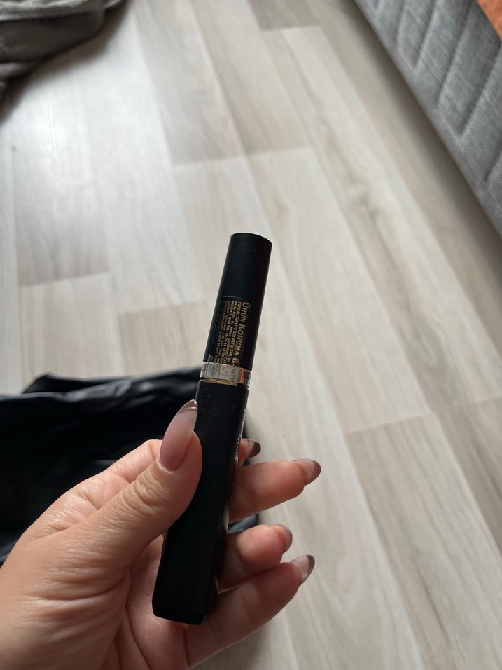 L'Oréal Telescopic Lift Siyah Maskara - Görsel 2