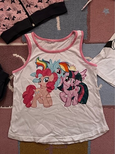 24-36 Ay Beden çeşitli Renk 1 eşofman takımı, 3 tshirt