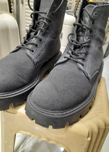 Zara erkek bot - Görsel 4