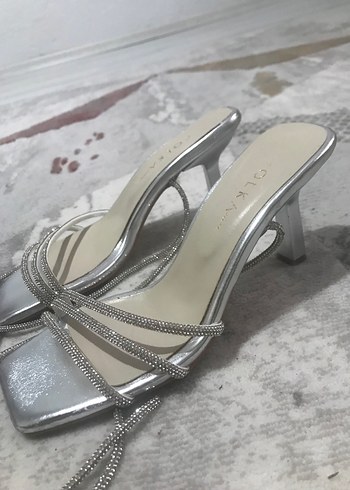 Taşlı abiye topuklu ayakkabı - Görsel 3