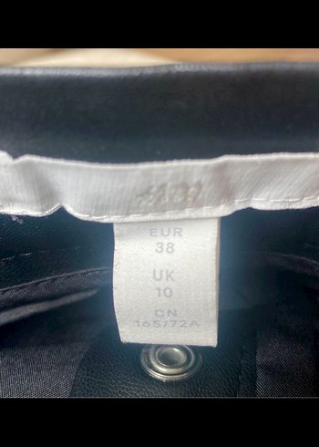 H&M Düğmeli Siyah Deri Etek - Görsel 2