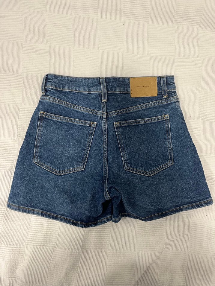 Kadın Koyu Mavi Mini Denim Şort - Görsel 2