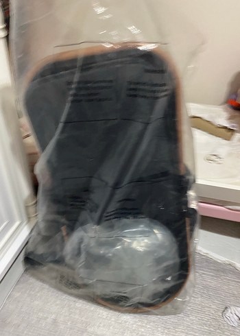 Siyah Bebek Arabası, Katlanabilir ve Rahat - Görsel 4