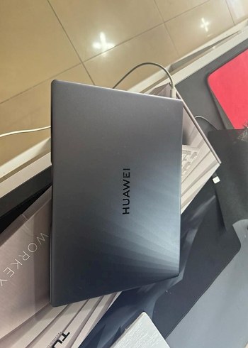 Huawei Dokunmatik ekran D14 İ5 16gb ram 512gb ssd 14'