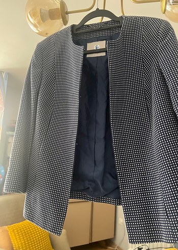 s Beden Puantiye Desenli Düğmeli Kadın Blazer Ceket