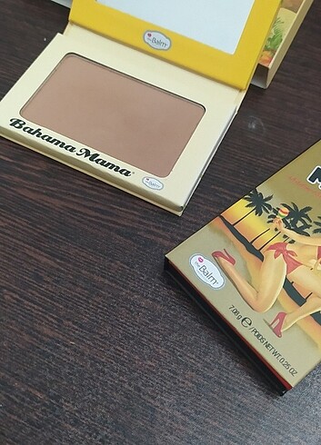 The Balm Bahama mama bronzerı 