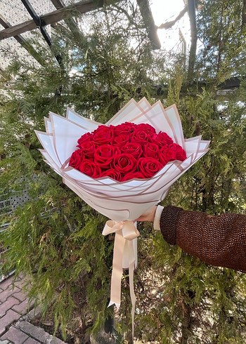 Klasik Zarafet Kırmızı Gül Buketi - Görsel 2