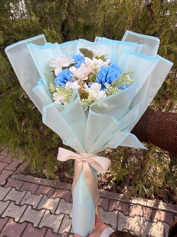 Mavi & Beyaz Zarafet Buketi - Görsel 2