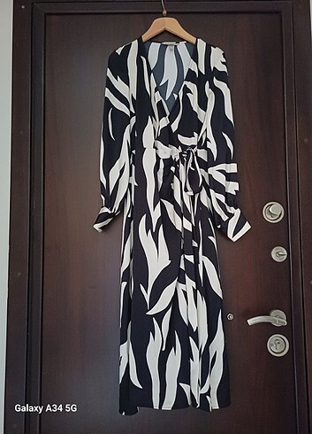 H&M zebra elbise 