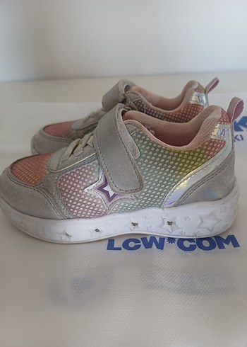 lcw ışıklı spor ayakkabı - Görsel 3