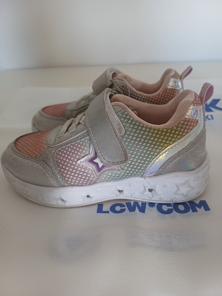 lcw ışıklı spor ayakkabı - Görsel 3