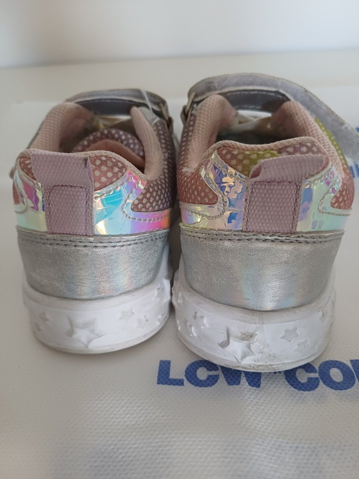 lcw ışıklı spor ayakkabı - Görsel 4