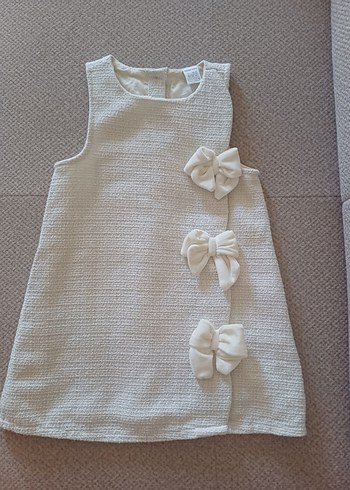 Kız Çocuk Beyaz Düğmeli Kolsuz Elbise - Görsel 2