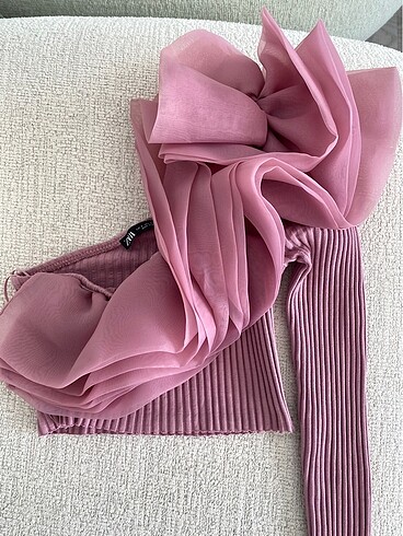 Zara Organze Triko Top