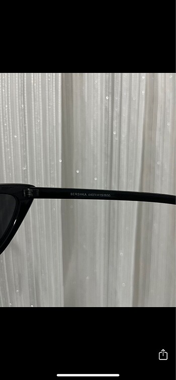  Beden BERSHKA KEDİ GÖZLÜK