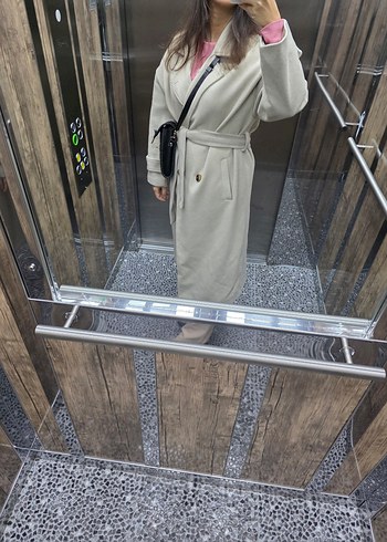 Bej Uzun Düğmeli Kaban - Görsel 4