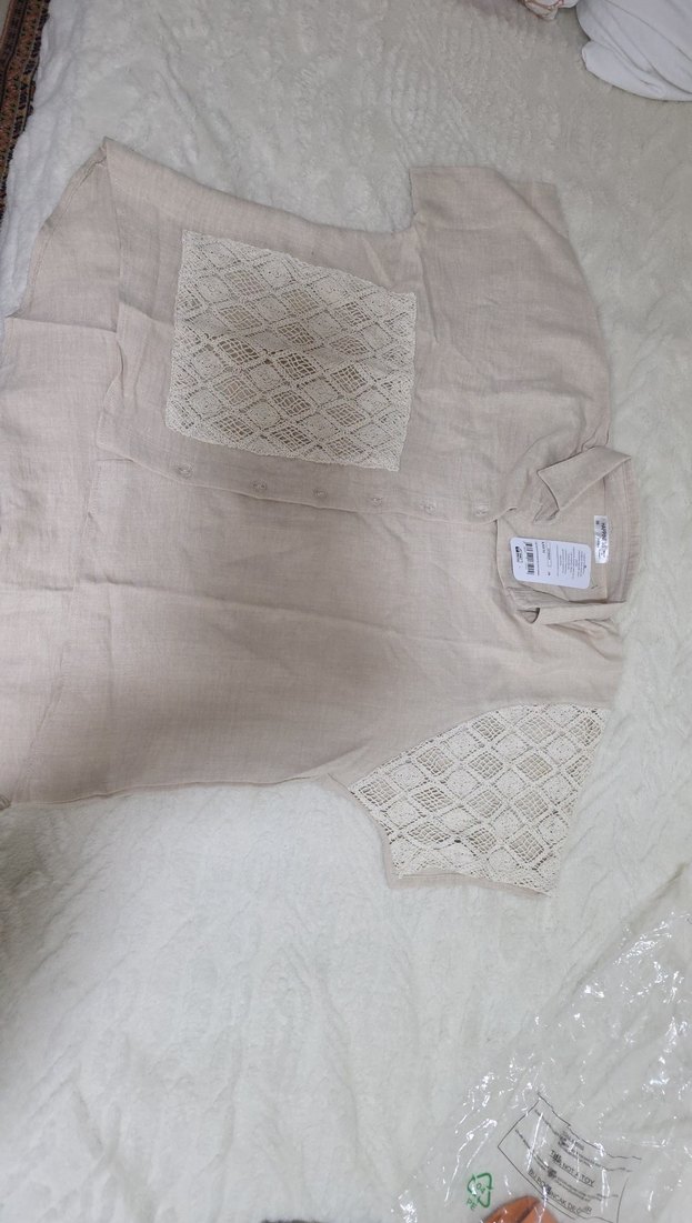 Bej Kısa Kollu Dantel Detaylı Gömlek - Görsel 3