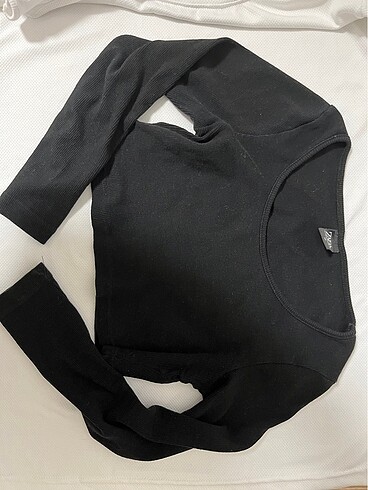 Zara crop