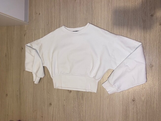 Crop Sweatshirt