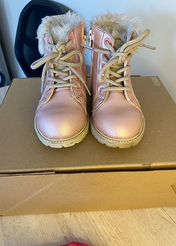 25 numara Pembe Kürklü Kız Çocuk Botu - Görsel 4