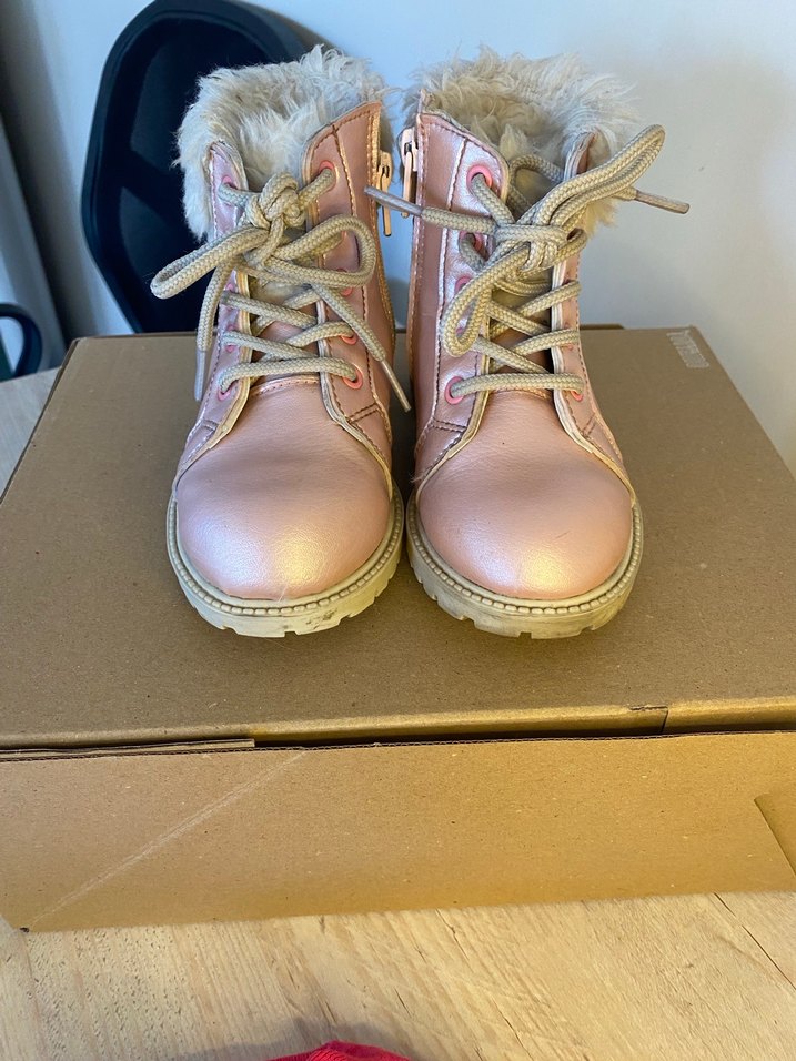25 numara Pembe Kürklü Kız Çocuk Botu - Görsel 4