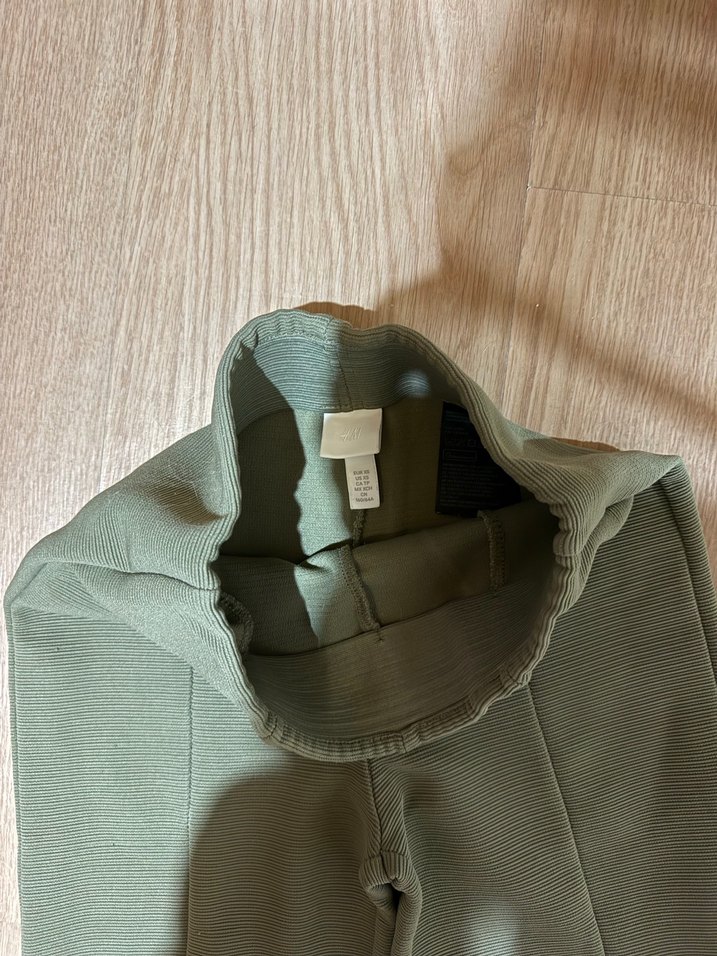 Yeşil Midi Kesim Kadın Kumaş Pantolon - Görsel 2