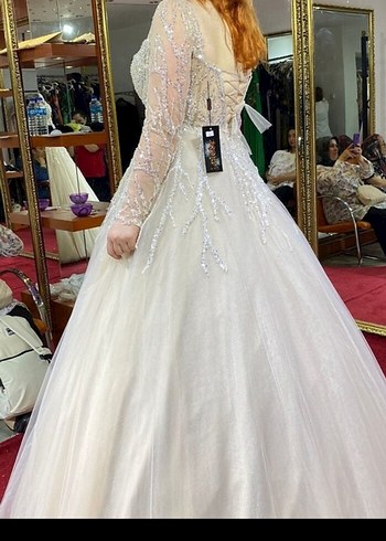 Uzun Kollu V Yaka Bej Prenses Gelinlik - Görsel 2