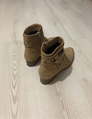 40 Beden Bot ayakkabı