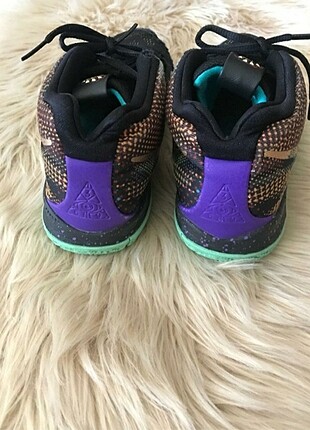 38 Beden çeşitli Renk Nike Kyrie 4