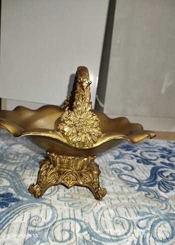 Parlak Altın Renkli Dekoratif Sepet - Görsel 2